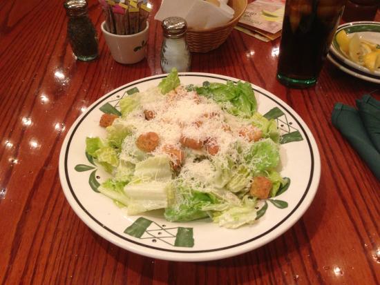 Does Olive Garden Have Cesar Salad