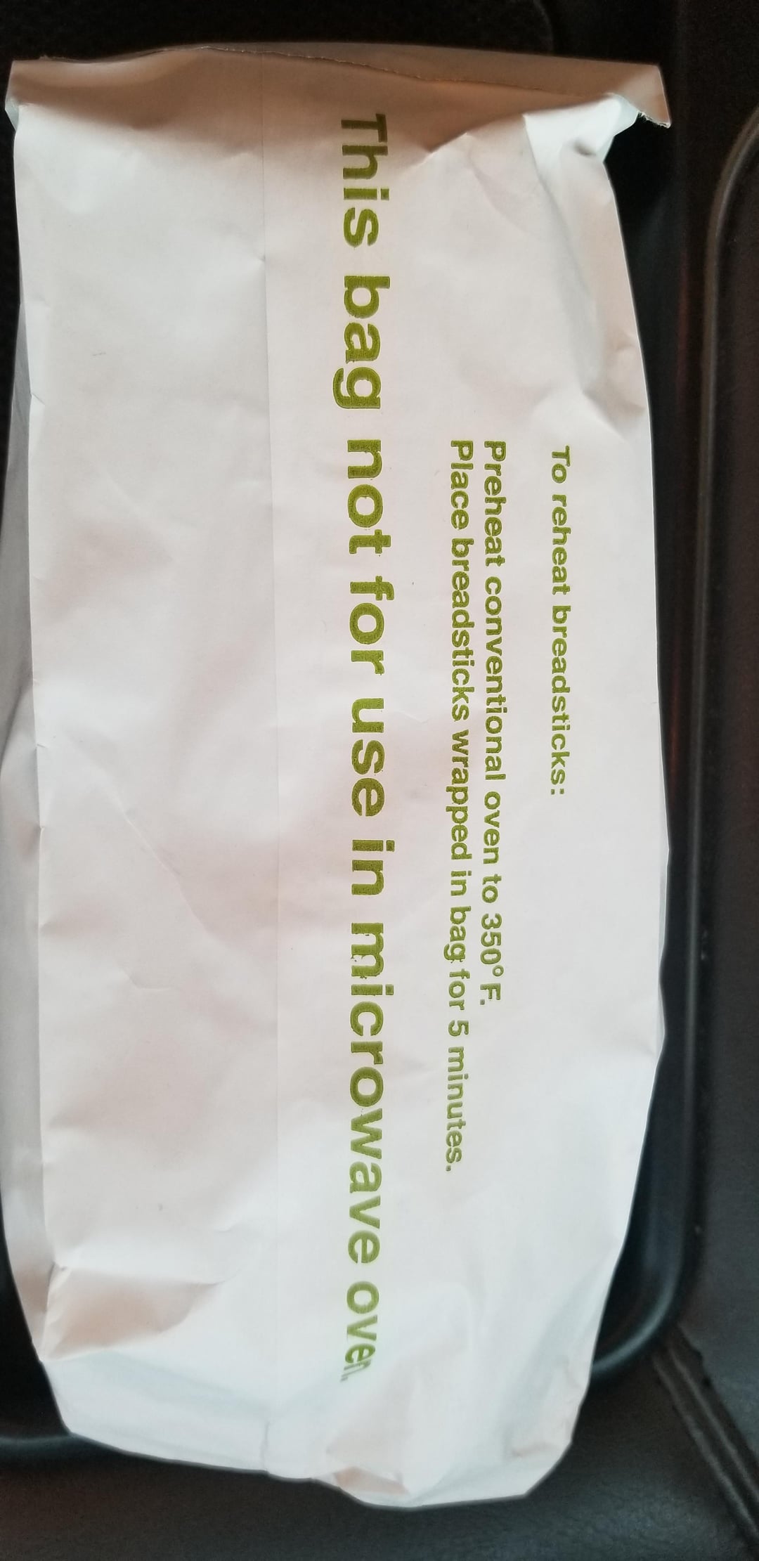 How to Reheat Olive Garden Breadsticks