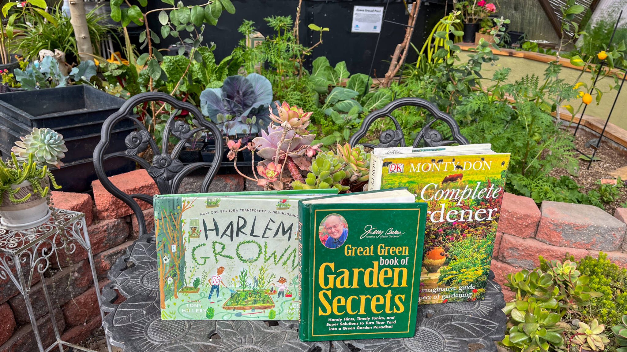 Best Gardening Books for Beginners