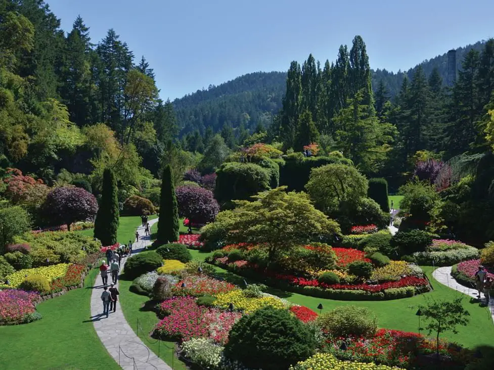 Hotels near Butchart Gardens