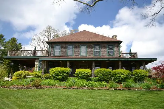 Inn at Ragged Gardens