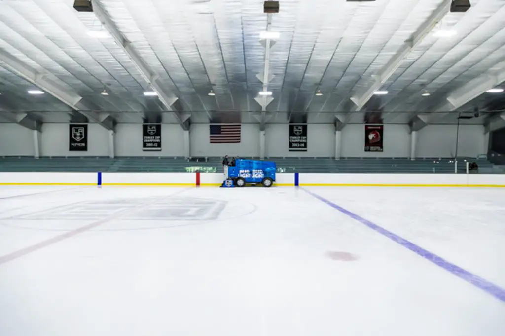La Kings Ice at Pickwick Gardens