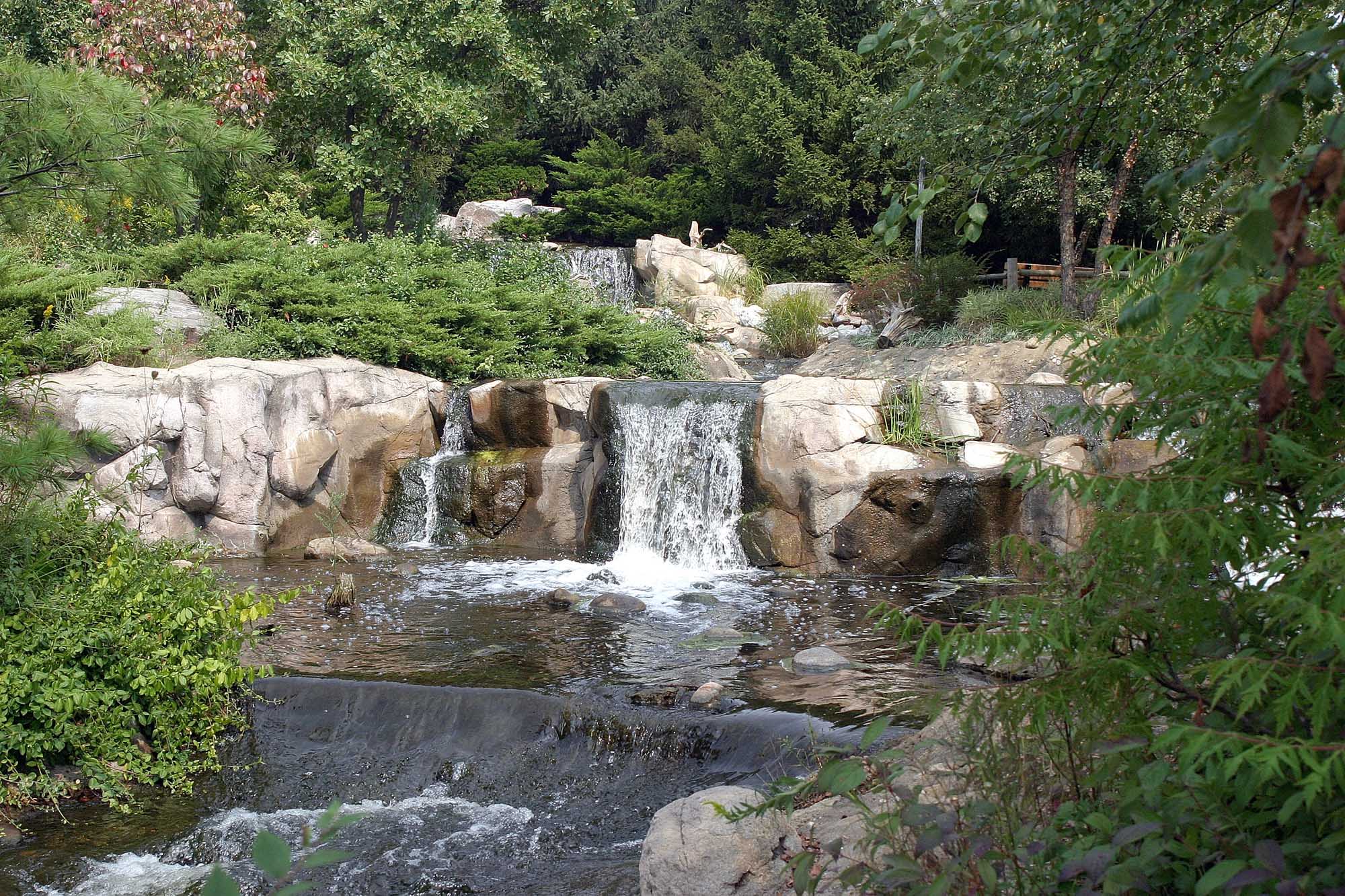 Lake Katherine Nature Center & Botanic Gardens
