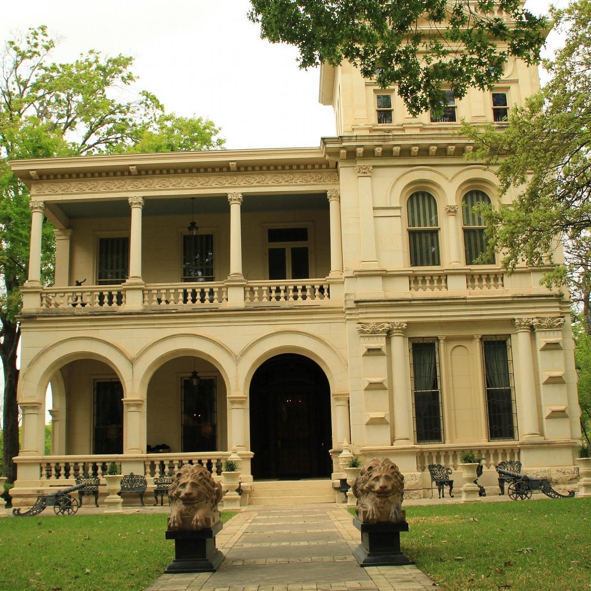 Villa Finale Museum & Gardens