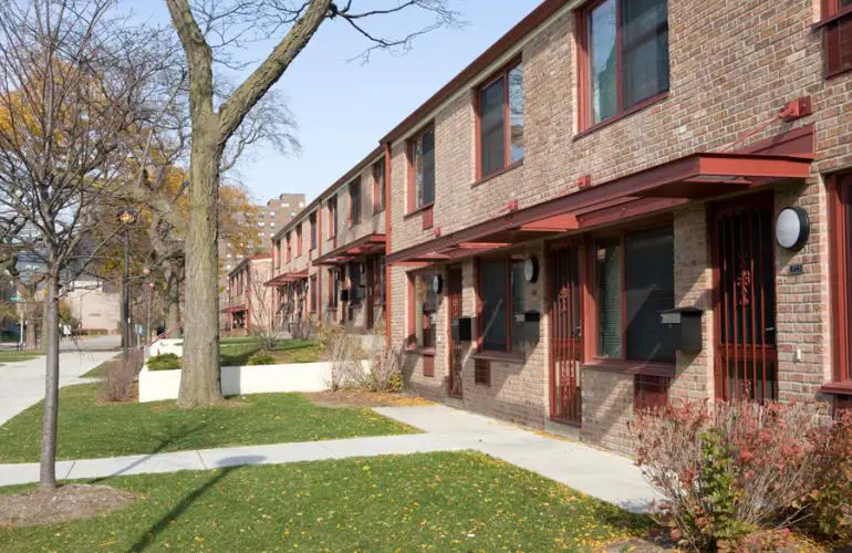 Wentworth Gardens Chicago Il