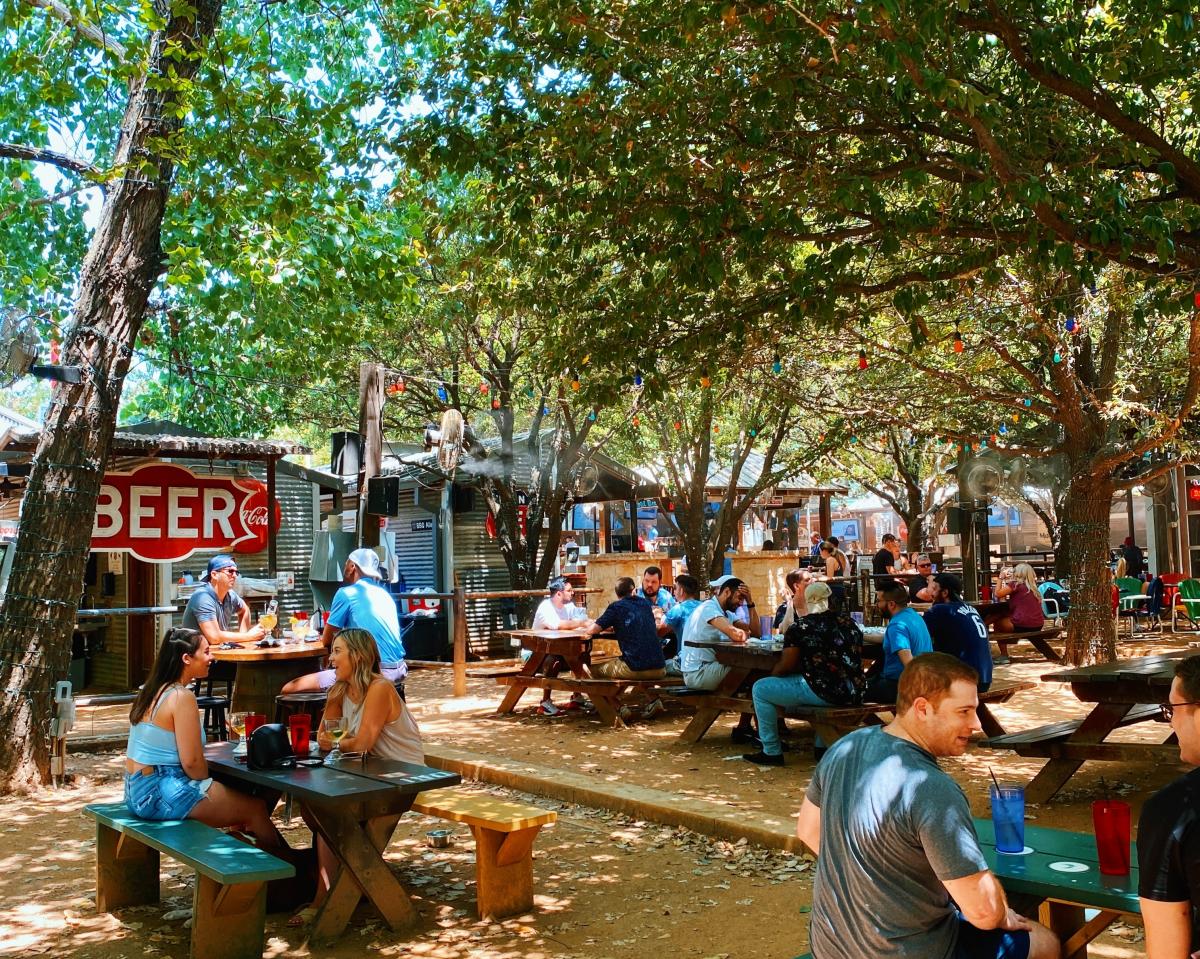 Beer Gardens in Dallas