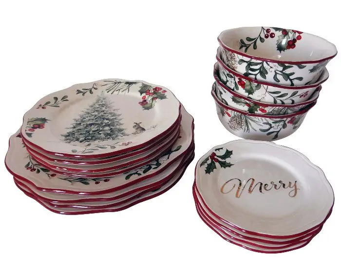 Better Homes And Gardens Christmas Plates