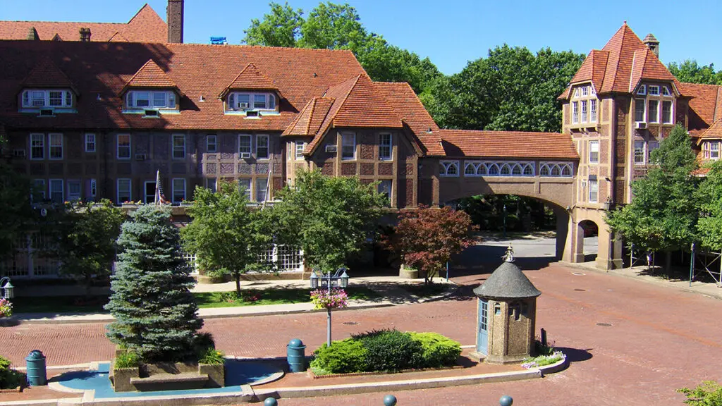 Forest Hills Gardens Corporation