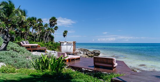 Honeymoon Resorts in Beach Gardens With Ocean View