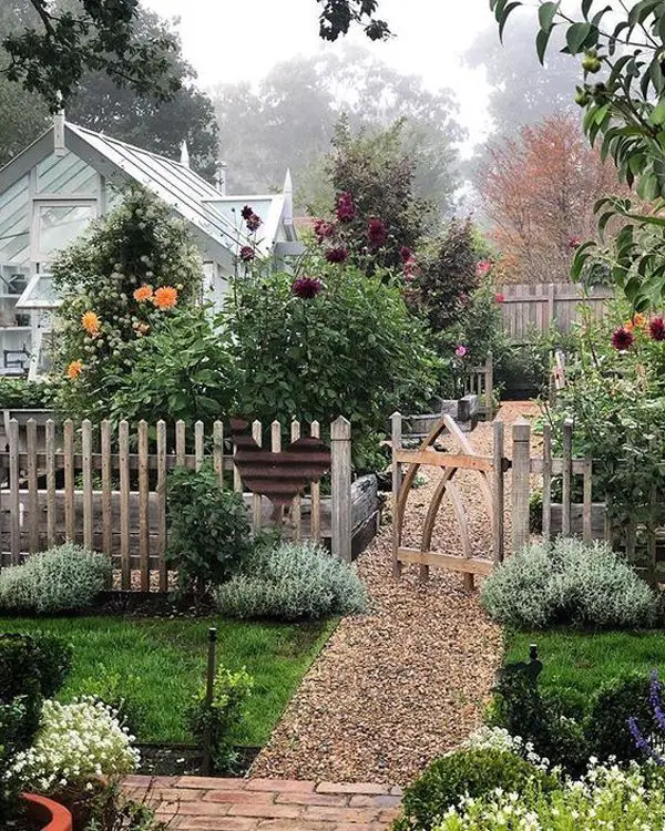 Modern Cottage Garden Ideas