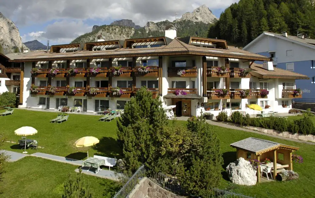 Residence+Isabell+Selva+Di+Val+Gardena+Italy
