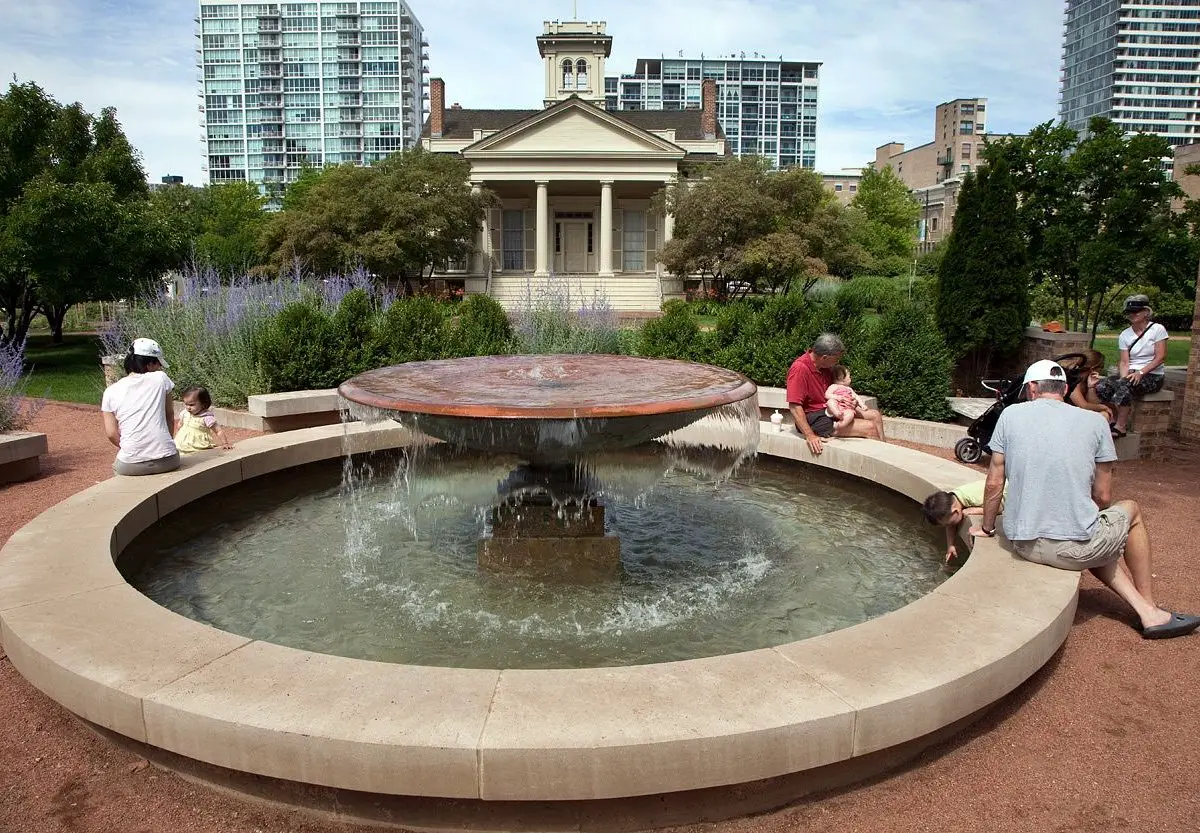 Women'S Park And Gardens
