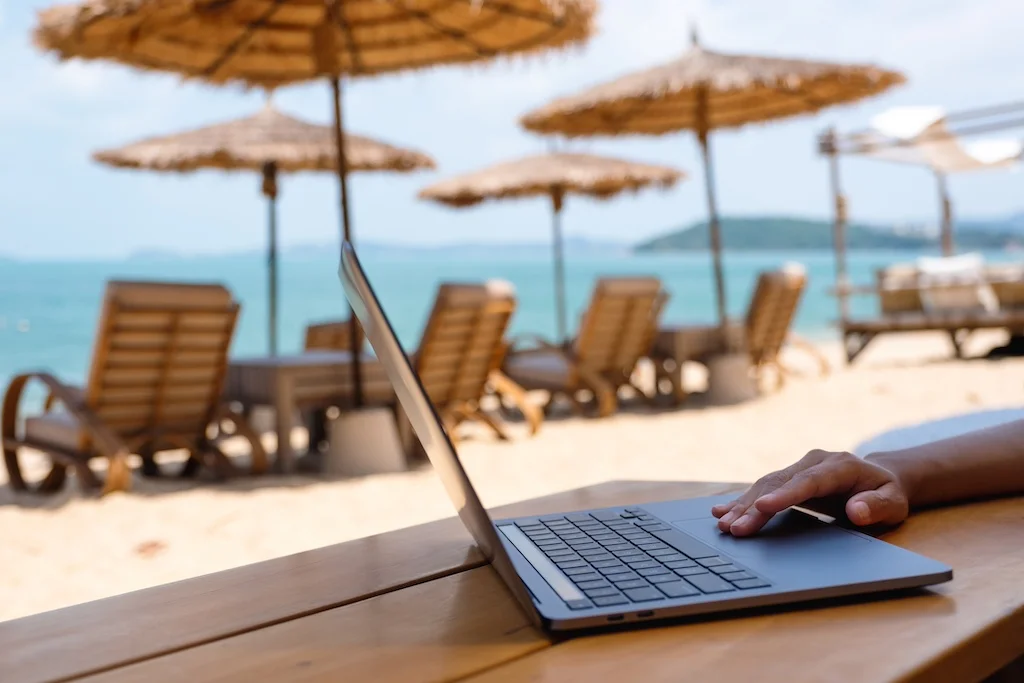Digital Nomad Luxury Stay Beach Gardens