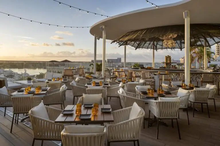 best waterfront dining in palm beach gardens florida