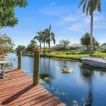 palm beach gardens homes with private boat docks
