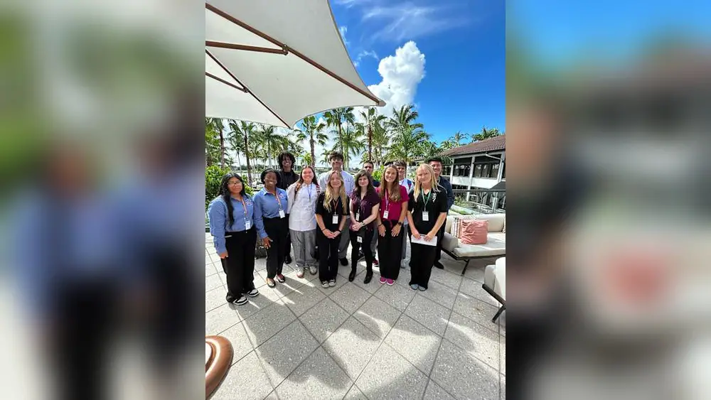 how to choose a school district in palm beach gardens