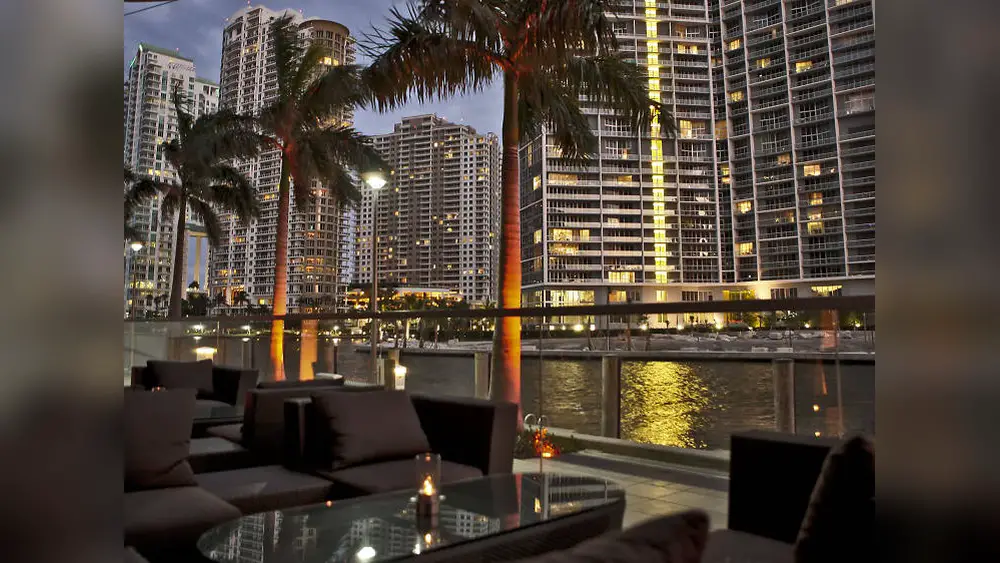 Miami Beach Restaurants With a View: Top Scenic Dining Spots 1 miami beach restaurants with a view