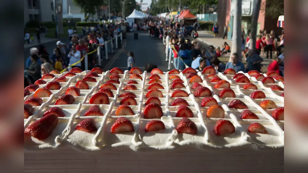 strawberry festival garden grove 2025 ultimate fun food guide