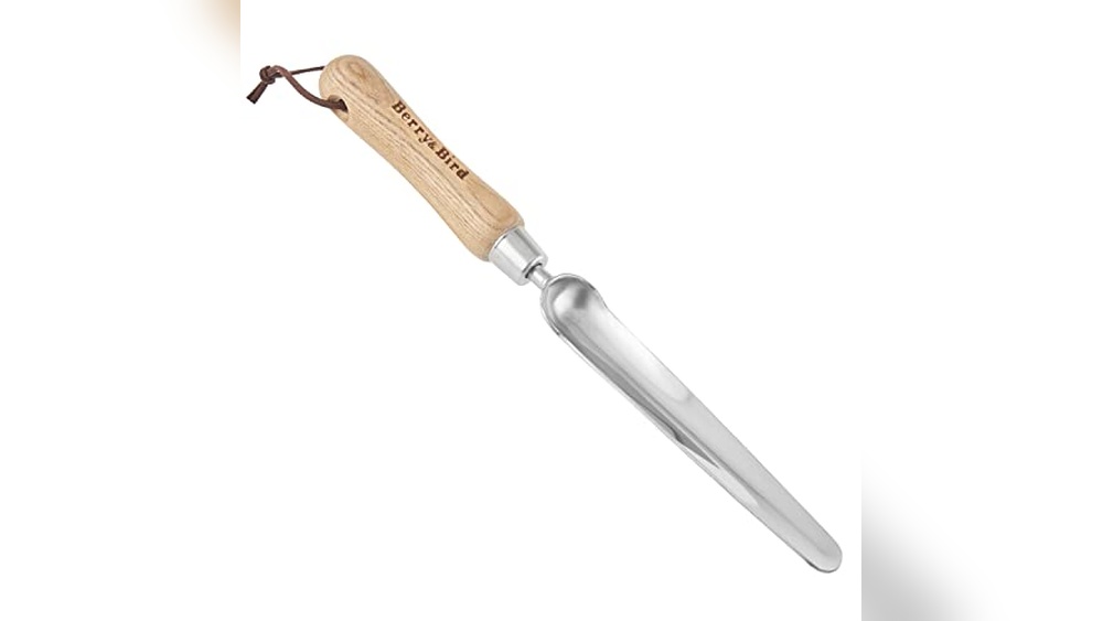 wooden vs steel garden dibber