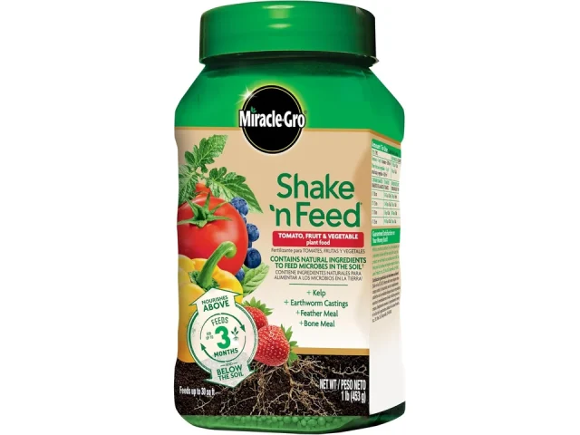 Miracle-Gro Shake ‘N Feed Tomato, Fruit Veggie – Pros & Cons