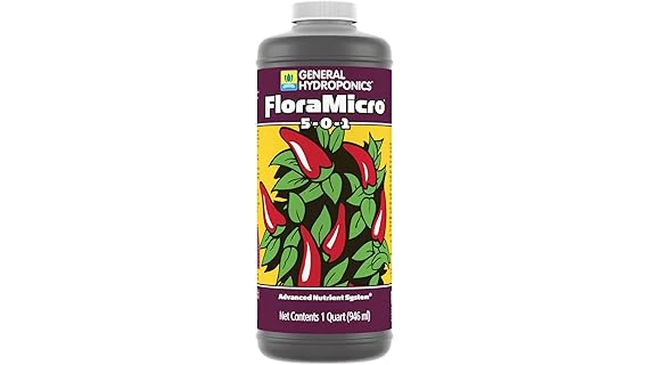 The image shows various bags of hydroponic nutrient mixes suitable for growing peppers.