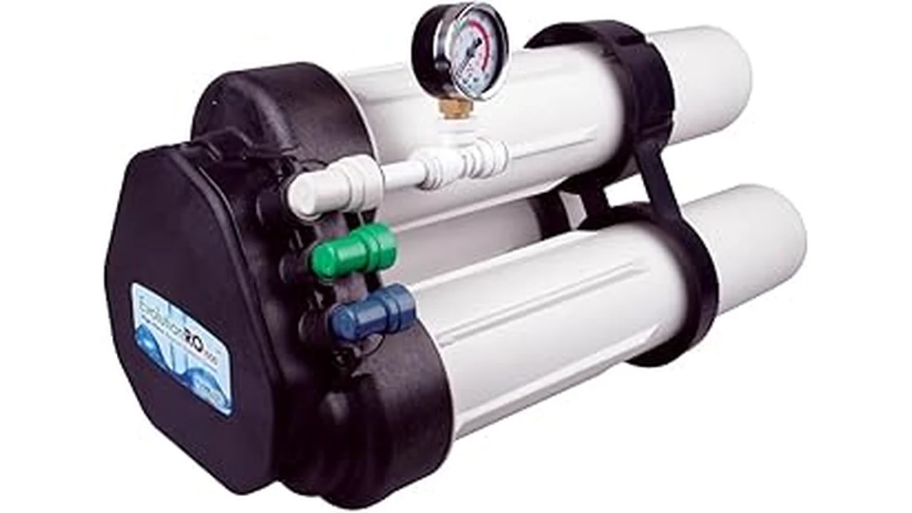 Top 5 Best Reverse Osmosis System for Hydroponics 23 The image shows a sleek, multi-stage reverse osmosis water filtration system ideal for hydroponic gardening.