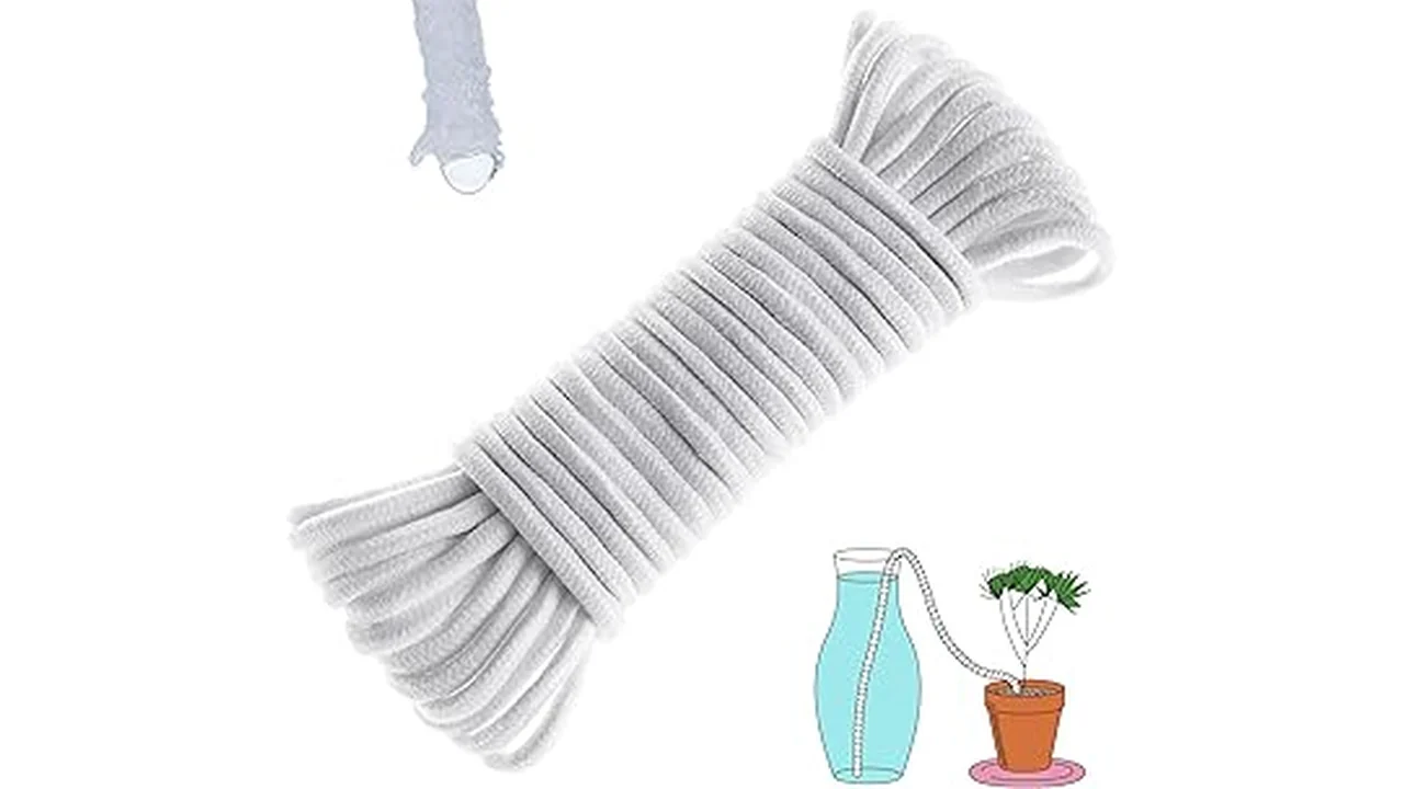 The image shows various hydroponic wick materials laid out for comparison.