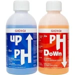 The image shows healthy hydroponic tomato plants with clear roots and water, illustrating the best pH for growth.