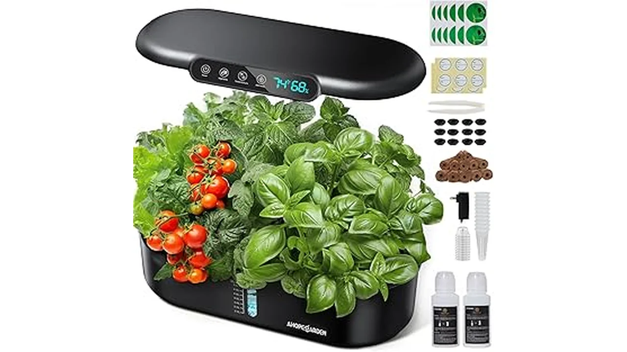 Top 5 Which Vegetables Grow Best in Hydroponics 7 The image shows vibrant, healthy vegetables growing in a hydroponic system, ideal for the top 5 list.